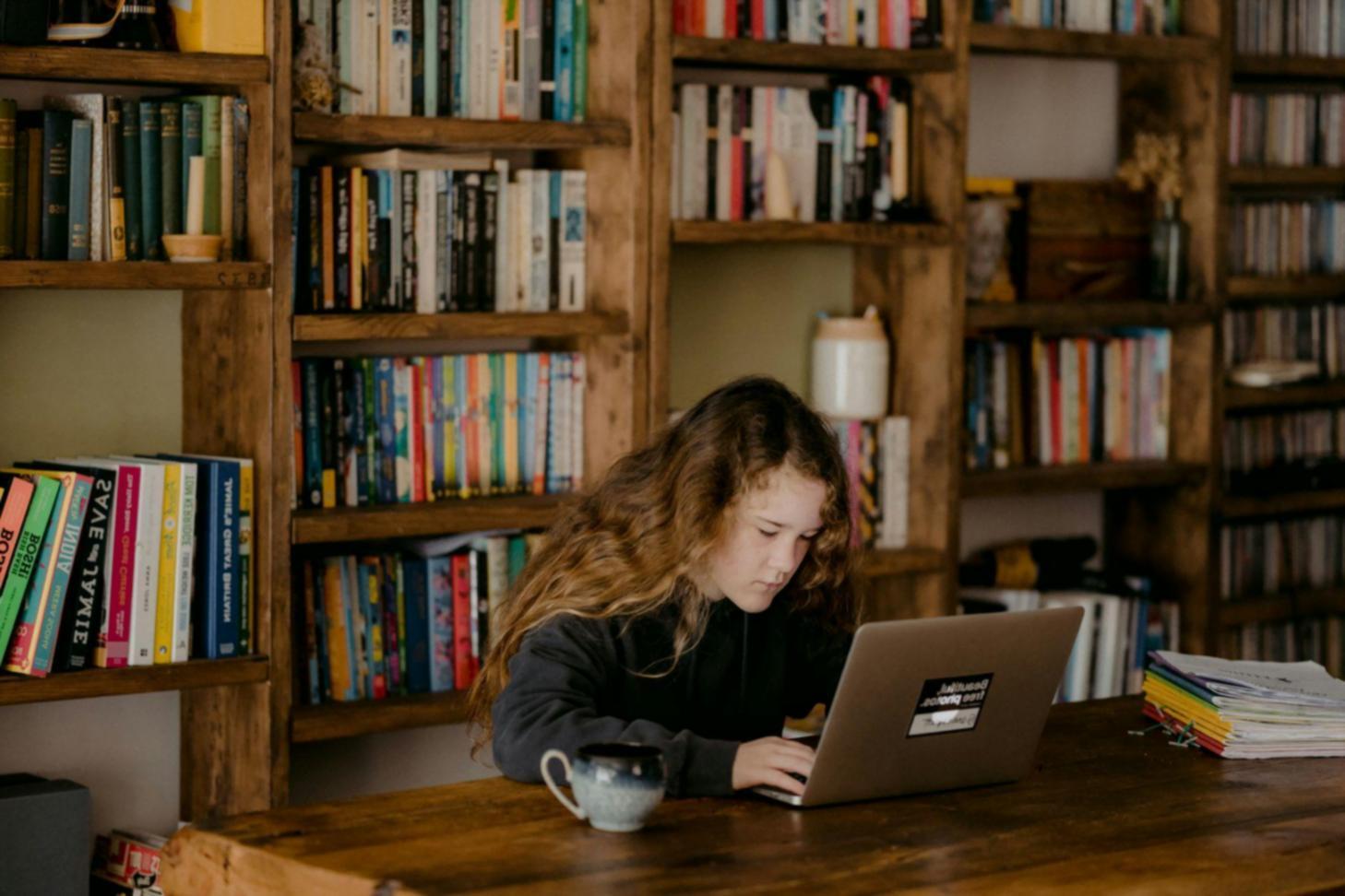 Teilnehmer bei praktischer Finanzplanungsübung